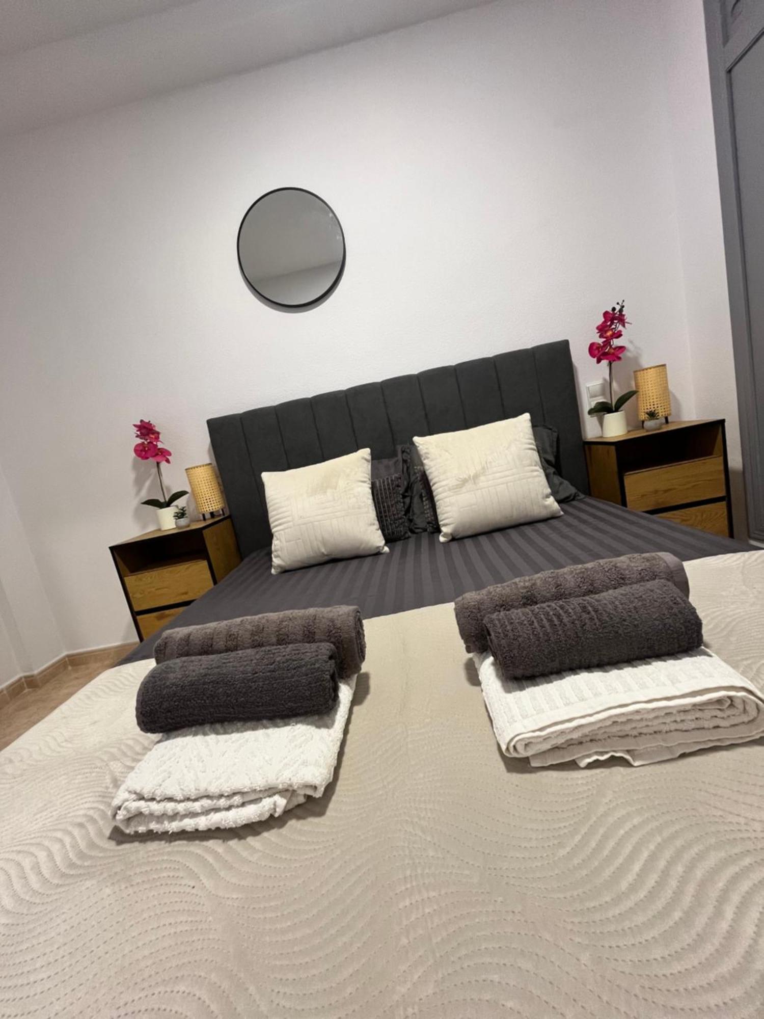 Magdalena Apartament Torrevieja Esterno foto